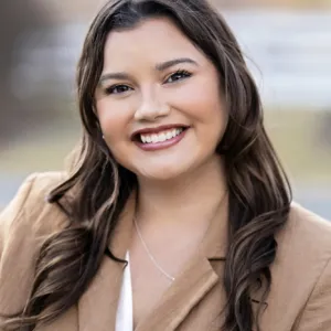 Mercedes Hennings, MA, LAC, Licensed Professional Counselor Associate in Hackettstown, NJ 