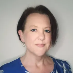 Amanda Dutton