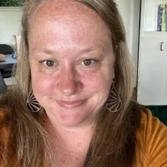 Laura Davin
