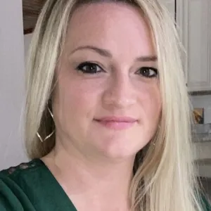 Nichole Lange