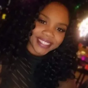 Dr. arielle Feggins, dmft, lpc