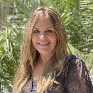 Lori Hunter