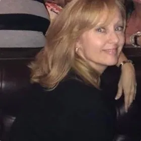 Linda  Richards 