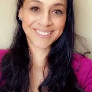 Victoria Serratos
