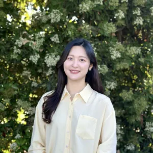 Julia Zhang