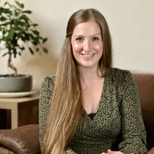 Rebecca Escalante, MA, LCMHC, Counselor in Matthews, NC 