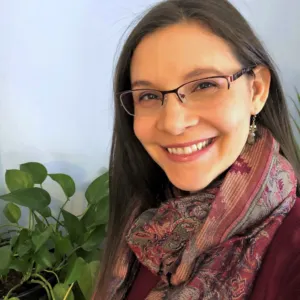 Gina Raza