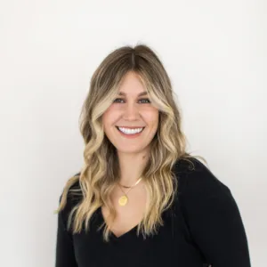 Dr. Alexus Martinez, PhD, LMFT, CST, Licensed Marriage & Family Therapist in Los Angeles, CA 90066