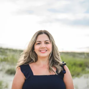 Amy Travis