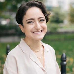 Deanna Aliperti, LCSW, Licensed Clinical Social Worker in New York, NY 10001