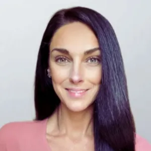 Dr. katelyn Grusecki