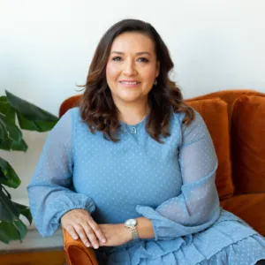 Lizette Solis, PhD, Psychologist in Chicago, IL 