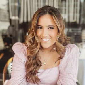 Mikaella Chiriboga