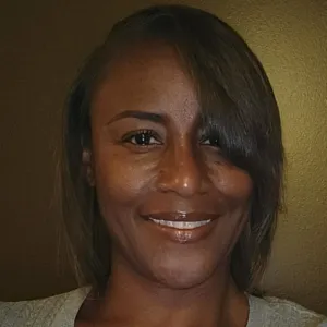 Dr. nini Green