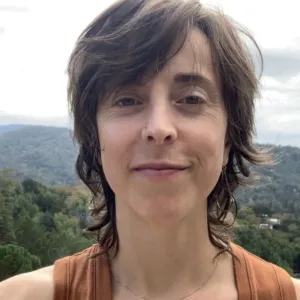 Lili Weckler, MFA, MA, LMFTA, Associate Marriage & Family Therapist in Seattle, WA 