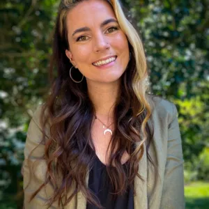 Lela Geist, MA, LMHC, MT-BC, Licensed Mental Health Counselor in ,  