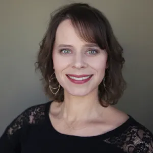 Maysie Tift, lmft