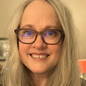 Lisa Peterson