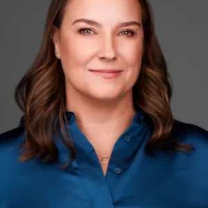Jennifer Stoakes