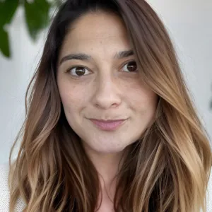 Natalie Holst, 15231, Associate Professional Clinical Counselor in Los Angeles, CA 