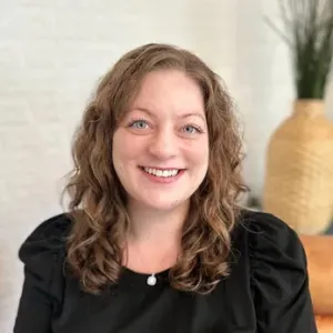 Nicole Benson, MA- Marriage, Couples, and Family Counseling, Therapist in ,  