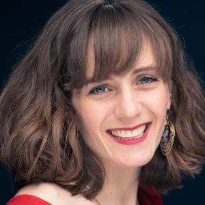 Julia Curran, MSW, ACSW, Associate Clinical Social Worker in Los Angeles, CA 