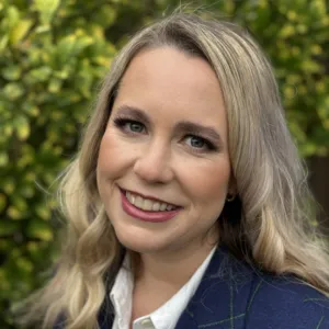 Sara Donohue, MA in counseling and PPS credential in School Psychologist, Associate Marriage & Family Therapist in Walnut Creek, CA 