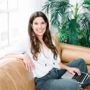 Theresa Leone