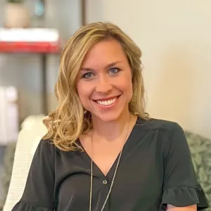 Elise Scott