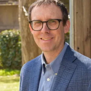 Elliott Cook
