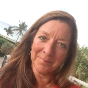 Lisa Burton