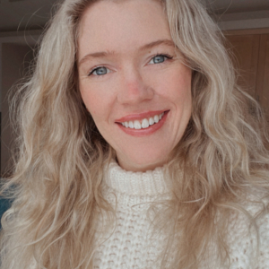 Leigh Huggins, AMFT 145151, Associate Marriage & Family Therapist in Pasadena, CA 