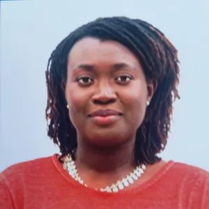 Bintou Schoen