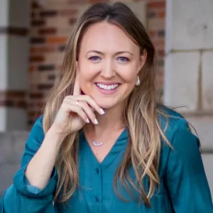 Carly Dosh, LCSW, Licensed Clinical Social Worker in Pasadena, CA 