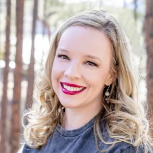 Sera Gray, LCSW, LCSW, Certified Clinical Trauma Specialist (CCTS-I), Licensed Clinical Social Worker  in Arizona 