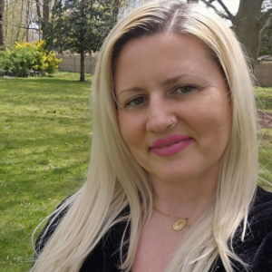 Lana James, , Licensed Marriage & Family Therapist  in New York 