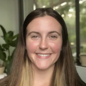 Alexa Johnson-Roach, MA, LPC, ATR-P, Licensed Professional Counselor  in Illinois 