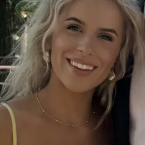 Kelly Decker