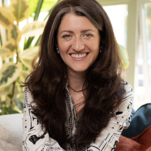 Rose Dawydiak-Rapagnani, M.A. Clinical Psychology, Therapist in , California 