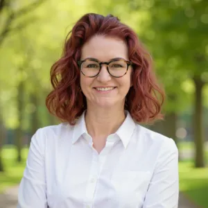 Angela Ostrander, PsyD, LMFT, LMHC, Licensed Clinical Mental Health Counselor in Riverview, FL 