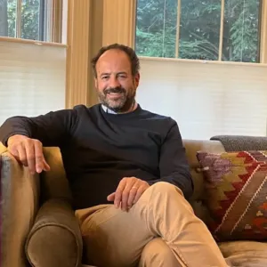 Ronan Wolfsdorf, LICSW, Therapist in Newton Centre, MA 