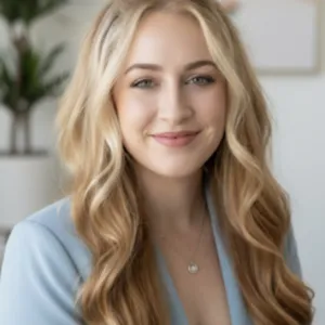 Mendy McLaughlin, MS, LPC-Associate, Associate Professional Counselor in ,