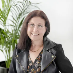 Hildie Ericksen, LCPC, Licensed Professional Clinical Counselor in Oak Park, IL 