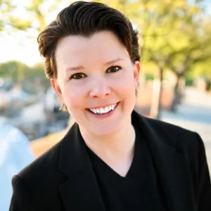 Q Porschatis, LCSW, Licensed Clinical Social Worker in Holladay, UT 