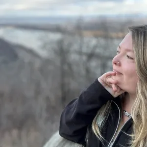 Toni Berghoff, Pre-Licensed, Student Therapist in Burnsville, MN 