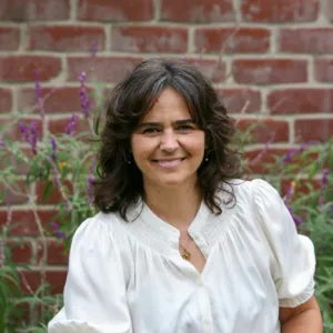 Patricia O'Laughlin, MFT, ATR, Licensed Marriage & Family Therapist in Los Angeles, CA 90026
