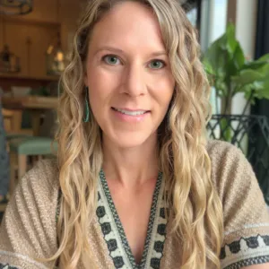 Lish Montesa, MA, LPC-Associate, NCC, Licensed Professional Counselor Associate in Magnolia, TX 77354