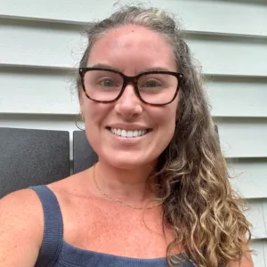 Kristyn Rinchiuso, LICSW, Certified Yoga Instructor, Clinical Social Worker  in Hingham, MA 02043