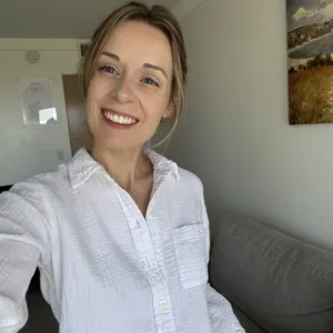 Lindsay Hall
