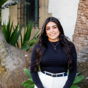 Nichole Abdallah, AMFT 147585, Associate Marriage & Family Therapist  in California 